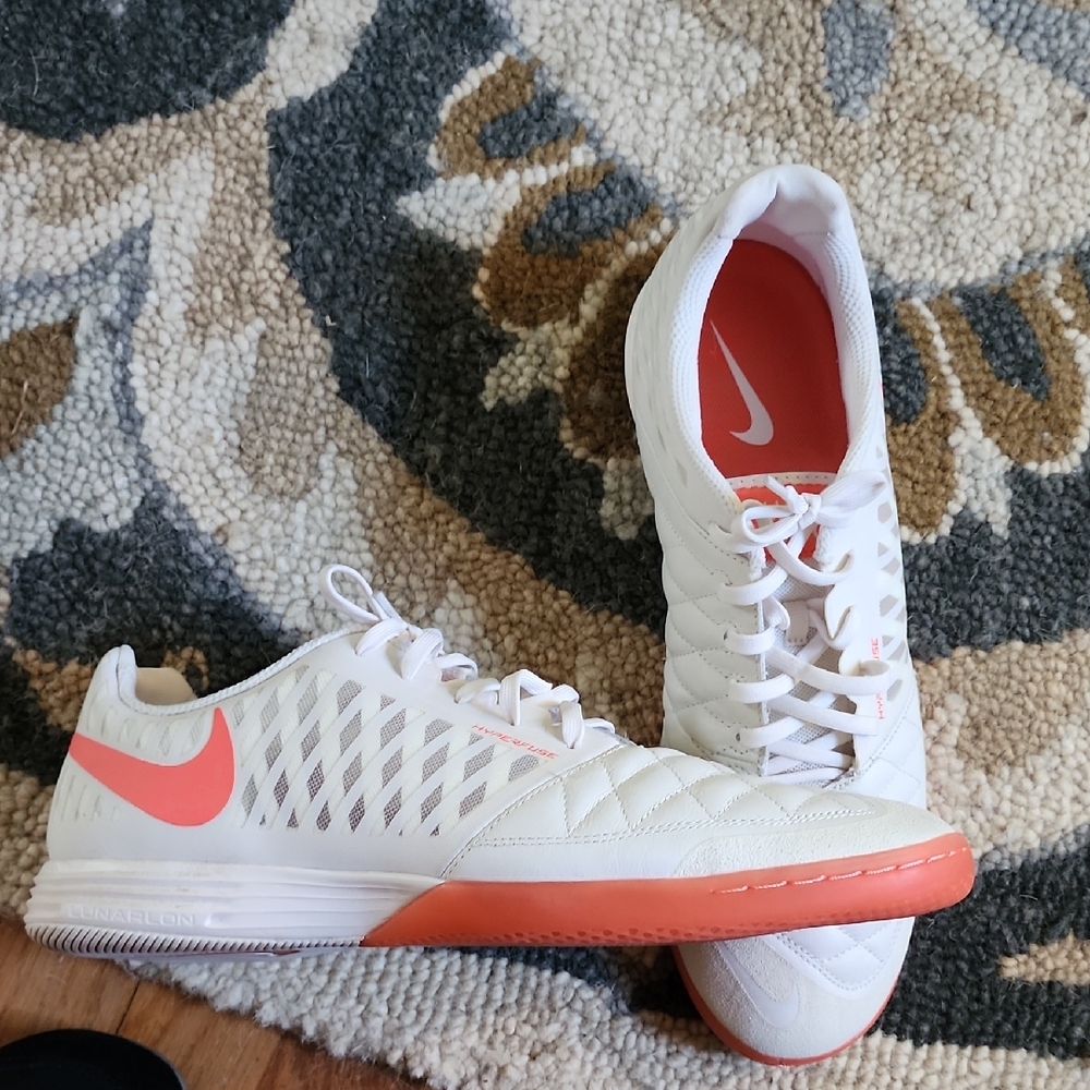 Nike Lunar Gato II Size 13